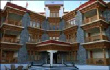 cheap accommodation ladakh