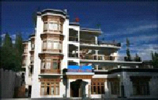 ladakh discount rooms